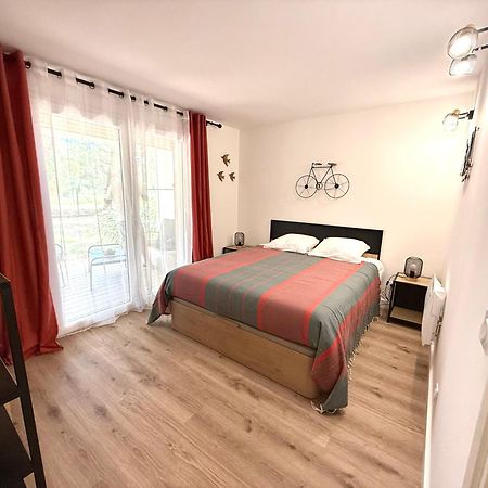 Fiori Di Cala Rossa Residence Hoteliere Леччи Екстериор снимка