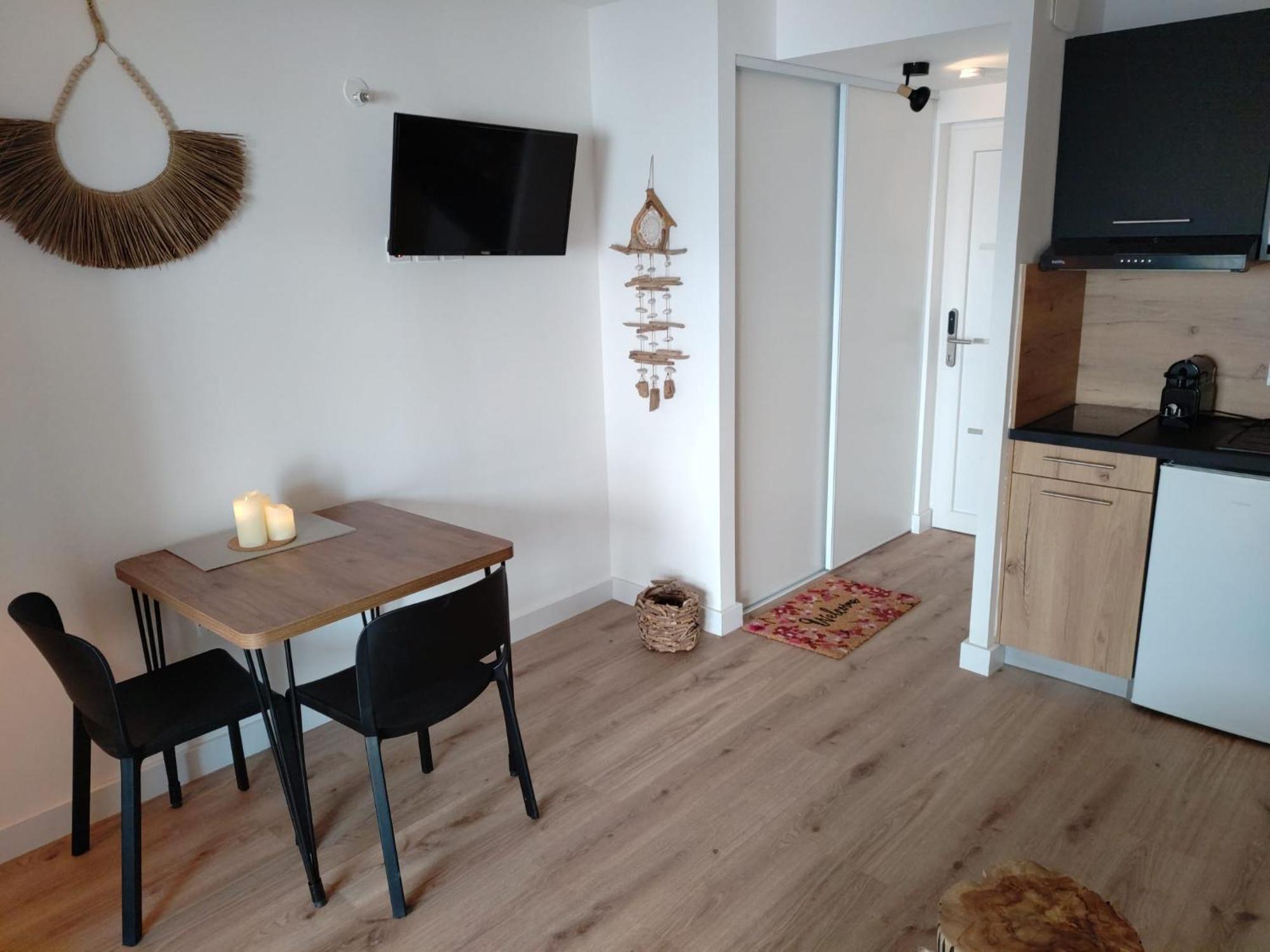 Fiori Di Cala Rossa Residence Hoteliere Леччи Екстериор снимка