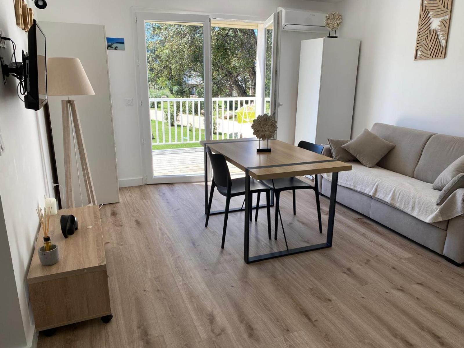 Fiori Di Cala Rossa Residence Hoteliere Леччи Екстериор снимка