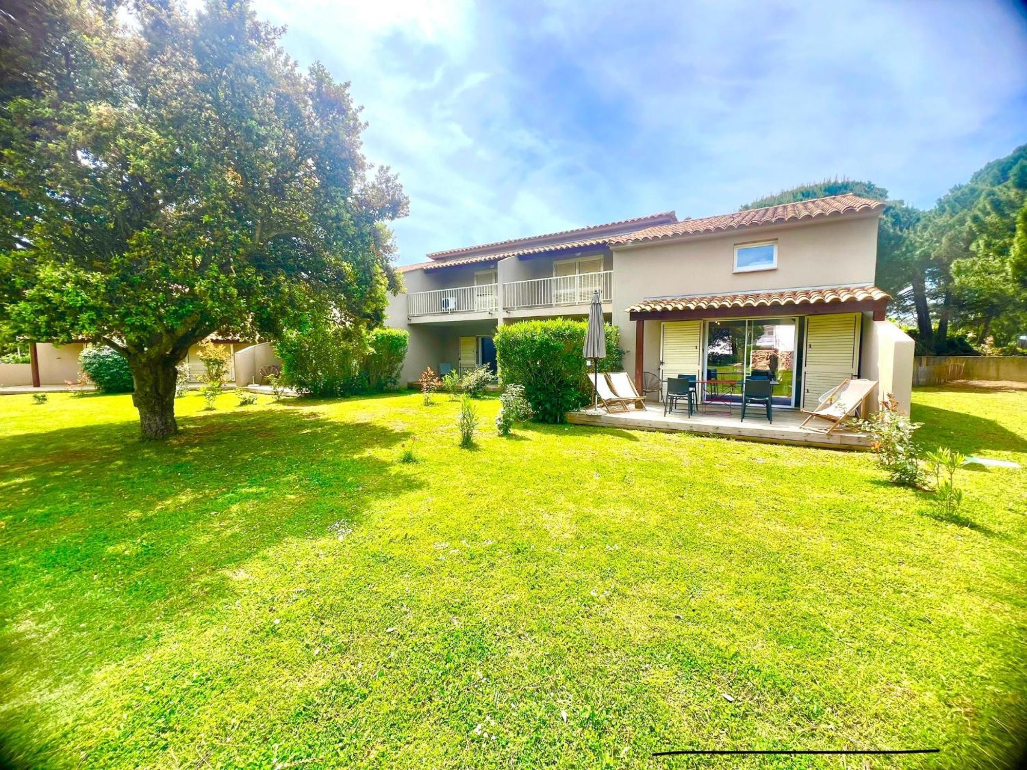 Fiori Di Cala Rossa Residence Hoteliere Леччи Екстериор снимка