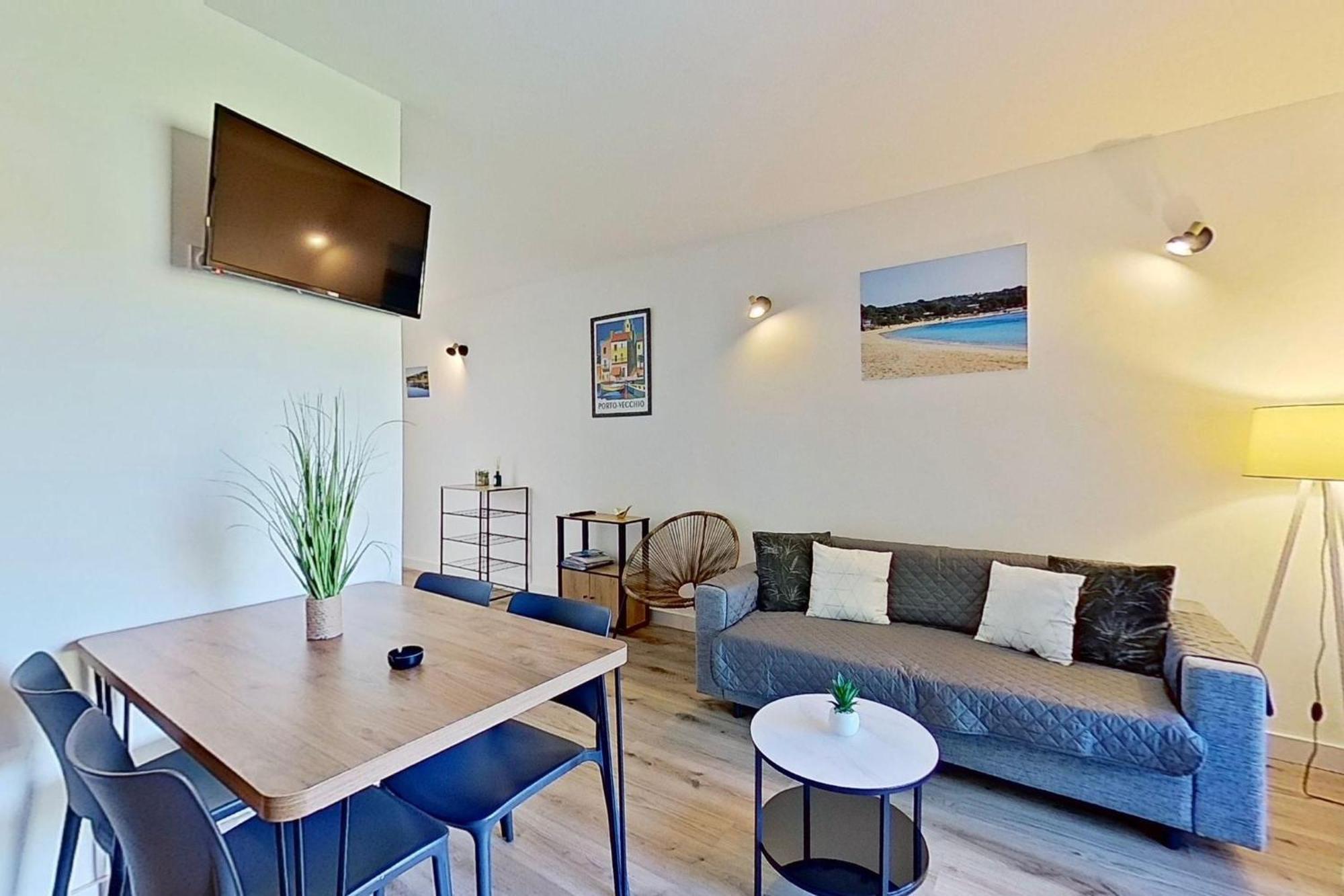 Fiori Di Cala Rossa Residence Hoteliere Леччи Екстериор снимка